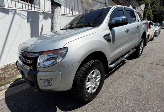 FORD RANGER 3.2 XLT 4X4 CD 20V DIESEL 4P MANUAL